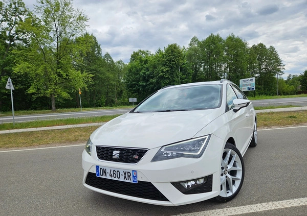 Seat Leon cena 43900 przebieg: 198000, rok produkcji 2014 z Ostrołęka małe 742